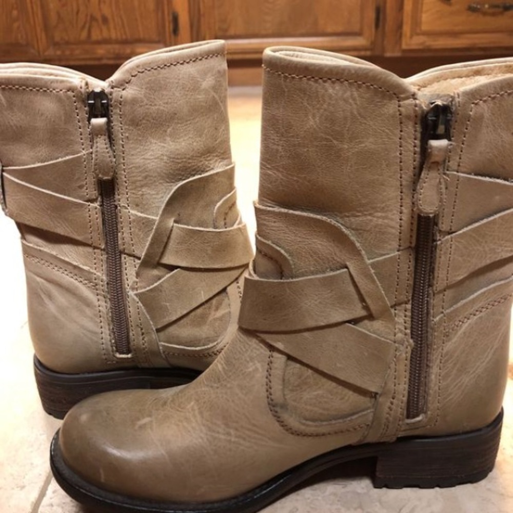 Guess Half Calf boot